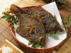 怎樣煎魚不掉皮?煎魚不掉皮的小竅門