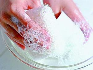 過油餐具怎么清洗干凈?輕松清洗過油餐具