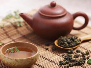 如何區(qū)分新茶舊茶?不同茶葉如何選擇茶具