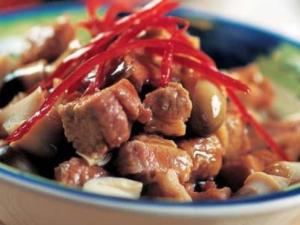 如何炒菜不變色?炒菜不變色的小竅門