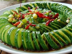 黃瓜怎么吃更有營養?黃瓜的營養搭配食譜