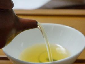 沏茶的最佳水溫是多少?多高的水溫泡茶最好