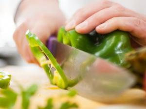 菜刀如何保養(yǎng)?菜刀的保養(yǎng)-如何磨刀除銹