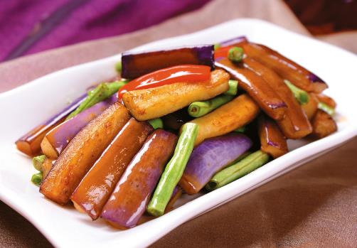 茄子怎么炒不費(fèi)油?怎樣做茄子不費(fèi)油