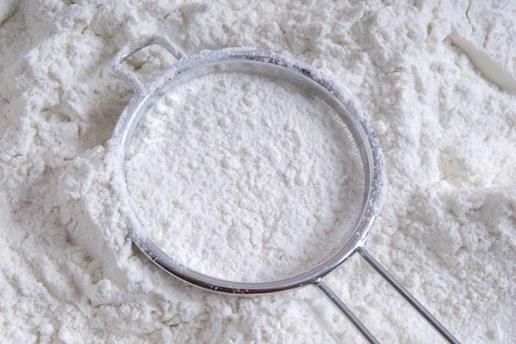 怎樣清洗廚房灶臺(tái)油污更干凈 清洗廚房灶臺(tái)油污的方法