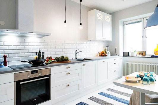 怎樣清洗廚房灶臺(tái)油污更干凈 清洗廚房灶臺(tái)油污的方法