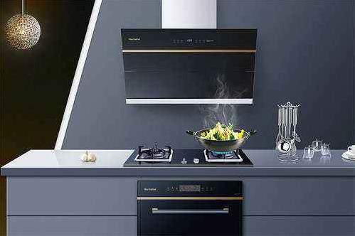 廚房抽油煙機三種樣式 正確保養清潔延長使用壽命