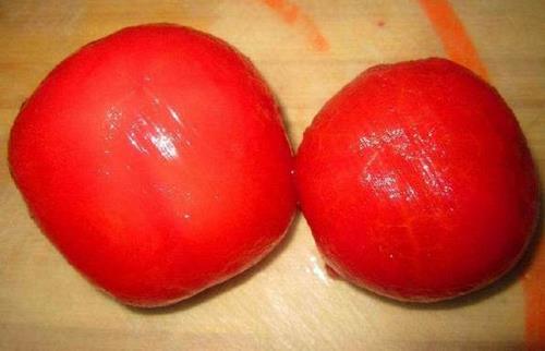 西紅柿如何去皮 西紅柿如何快速去皮