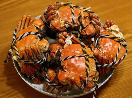 大閘蟹可以和泡沫箱一起放冰箱嗎?大閘蟹可以在冰箱里保存幾天?