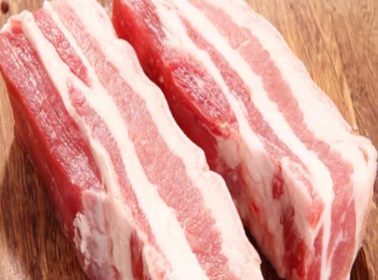 肉解凍用冷水還是熱水?豬肉泡在水里一晚上有沒有事