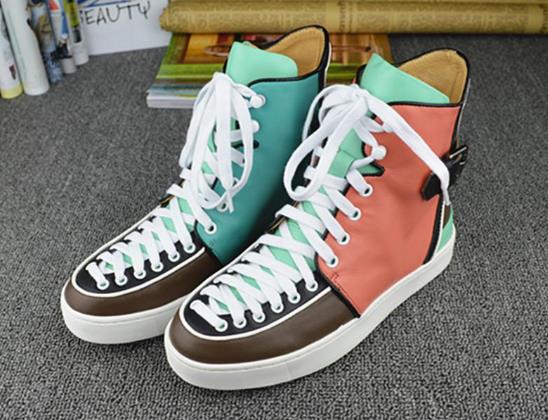 鞋子里面長霉斑怎么洗掉?鞋子沾了502膠水怎么去掉?