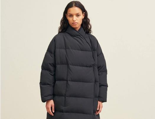 羽絨服三防面料會鉆毛嗎?羽絨服三防面料的響聲會不會很大