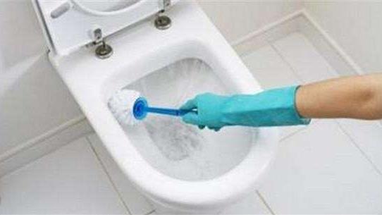 馬桶臟了怎么辦?如何清洗馬桶才干凈的小竅門