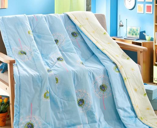 空調被有異味怎樣清除?用洗衣機洗空調被要注意什么?