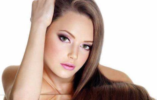 如何判斷是油性還是干性發(fā)質(zhì) 怎么判斷自己的發(fā)質(zhì)硬還是軟