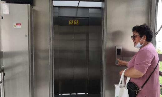 電梯維修費用是業主出還是物業出 房屋維修基金可以修電梯嗎