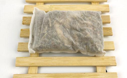 艾葉水洗澡可以加生水嗎 艾葉洗臉能祛斑或者淡斑嗎