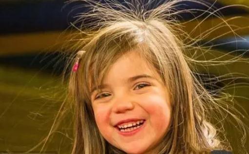 頭發靜電是什么原因 頭發靜電怎么立刻消除