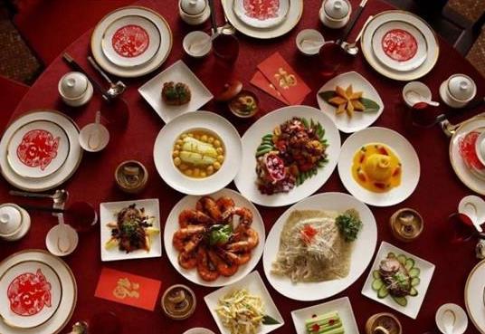 年夜飯是什么時(shí)候的晚餐?為什么有些地方中午就吃年夜飯