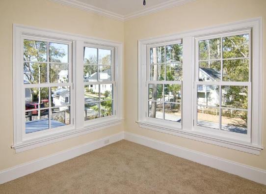 陽臺(tái)窗戶玻璃貼膜好嗎?窗戶貼膜撕不下來怎么辦