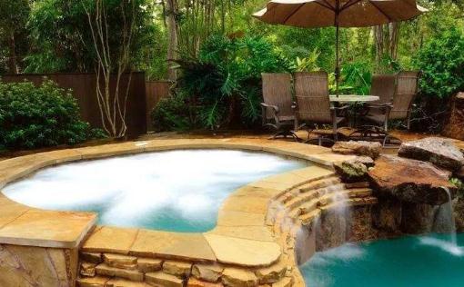 泡溫泉皮膚會干燥嗎 為什么泡溫泉皮膚不會皺