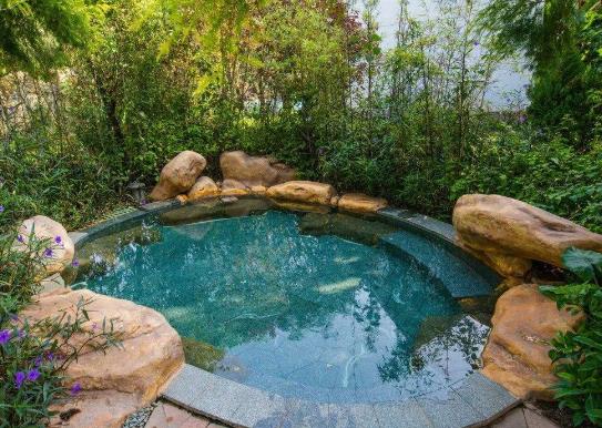 溫泉一個月可以泡幾次?男性泡溫泉對睪丸有好處嗎