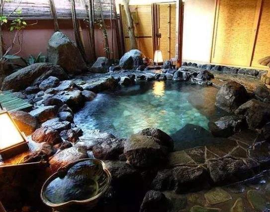 溫泉一個月可以泡幾次?男性泡溫泉對睪丸有好處嗎