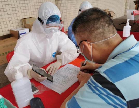 和黃碼的人住一起要一起被隔離嗎?小區有密切接觸者會變成風險地區嗎