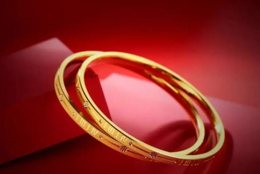 新買的周大福傳承怎么有劃痕?周大福實體店支持七天退貨嗎