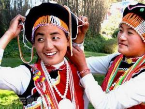 怒族有什么風(fēng)俗習(xí)慣?少數(shù)民族怒族的來歷習(xí)俗