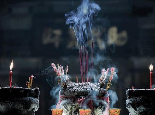 清明節上墳不能超過幾點?清明節上墳要帶什么祭品