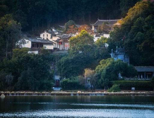 清明節上墳不能超過幾點?清明節上墳要帶什么祭品