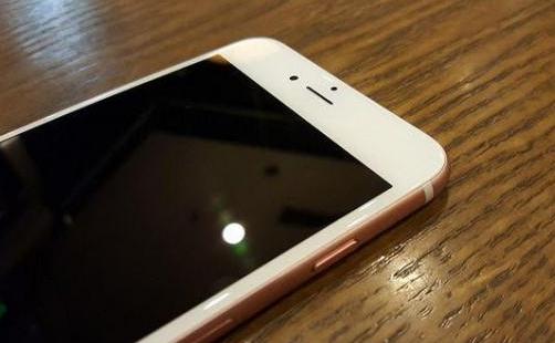 手機黑屏按哪都沒反應(yīng)怎么辦 手機黑屏但是有聲音怎么解決