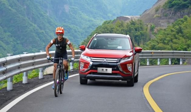 強悍S-AWC四驅系統,助攻奕歌征服中國“秋名山”