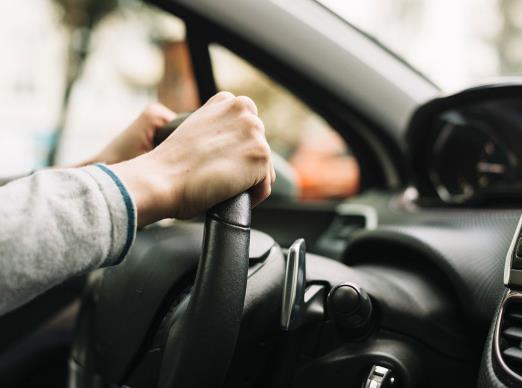 汽車能承受多大的冰雹?下冰雹開車應該注意什么