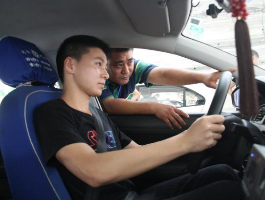 學車學時上傳需要多久?學車刷學時和不刷學時的區別