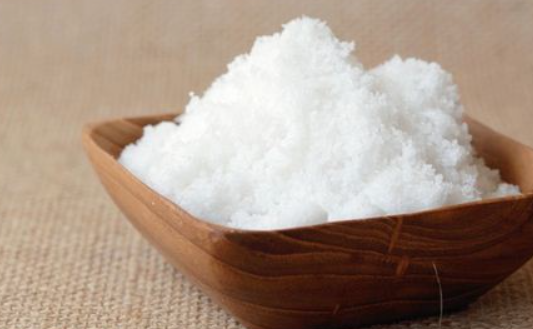 寶寶添加食鹽的注意事項(xiàng)有哪些?寶寶多大可以開(kāi)始吃鹽?