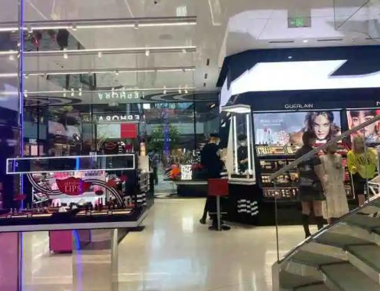 絲芙蘭和專柜的貨源一樣嗎?絲芙蘭的東西和專柜的品質一樣嗎