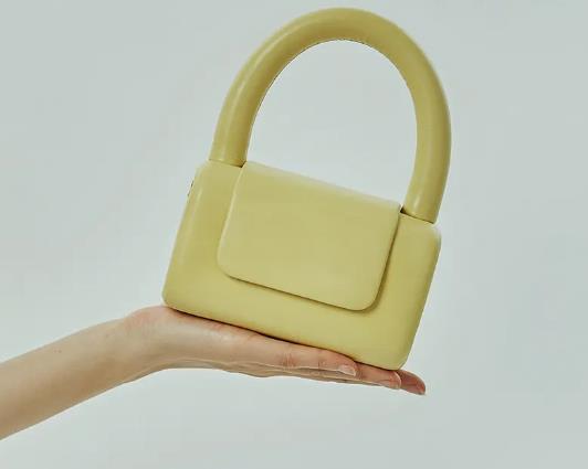 古良吉吉包包是什么材質的?古良吉吉屬于品牌嗎