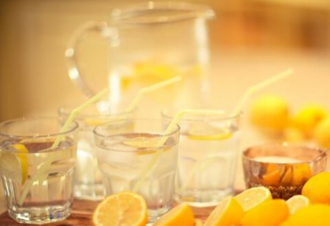 檸檬水抗癌嗎?專家稱不靠譜