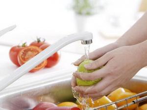 蟲眼蔬菜未必更安全-怎么掌握蔬菜農(nóng)殘的規(guī)律?