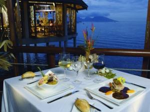 肝火旺的人晚上不宜喝牛奶-晚餐不宜吃什么?