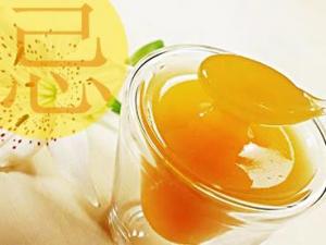 蜂蜜不能和什么一起吃?什么人不適宜喝蜂蜜水