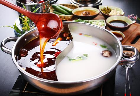 久煮的火鍋湯能喝嗎?火鍋應該怎樣吃