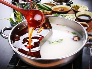 久煮的火鍋湯能喝嗎?火鍋應該怎樣吃