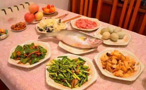 吃晚餐要警惕的4大禁忌 健康晚餐的飲食原則