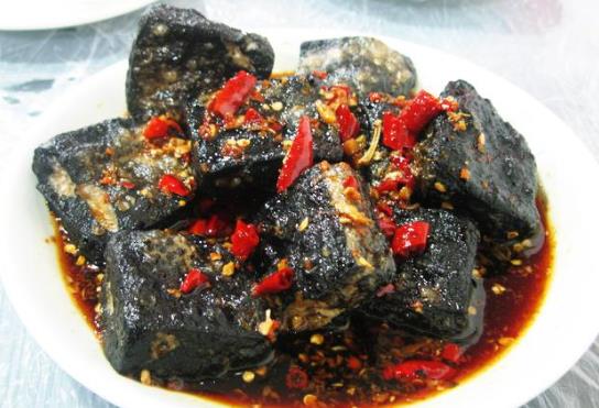 吃臭豆腐對人身體有害嗎?吃臭豆腐要注意什么?