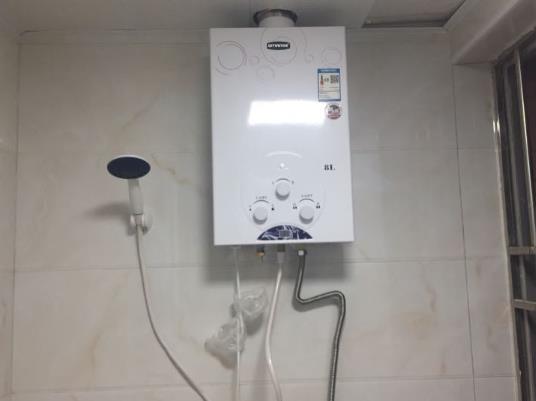 燃?xì)鉄崴鞯氖褂脡勖嵌嗌倌辏繜崴鞔虿恢鹗鞘裁丛? border=