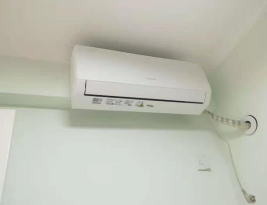 空調(diào)不制熱怎么加氟利昂?空調(diào)制熱停一會(huì)又啟動(dòng)什么原因