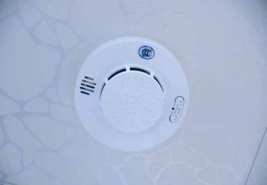 消防煙感壞了怎么辦?煙霧報(bào)警器開關(guān)在哪